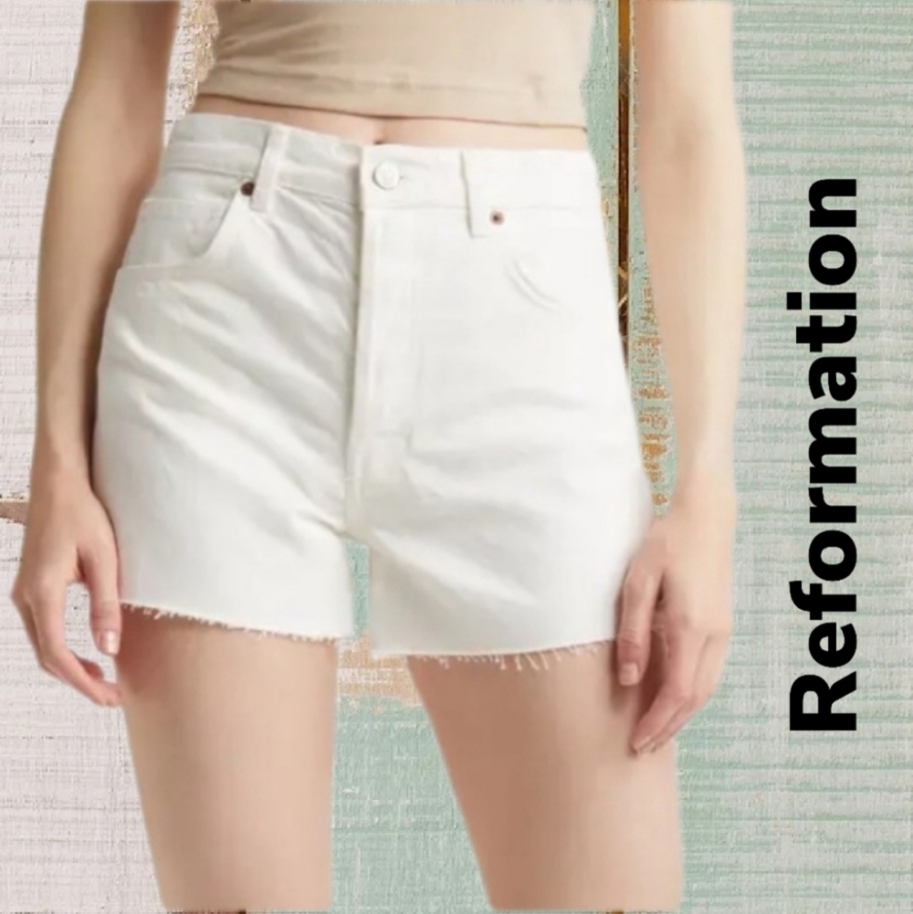 Reformation Jeans Charlie High Rise White Frayed Raw Hem Button Fly Shorts Sz 31